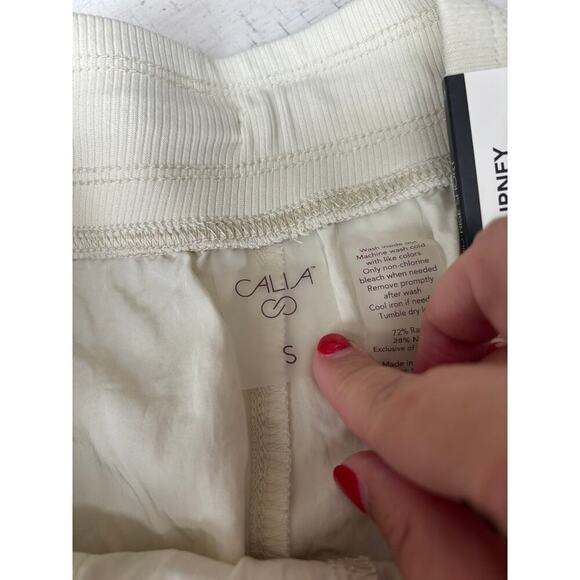 CALIA Women's Sage Dune Midrise Pintuck 4" Shorts Size S - Picture 5 of 6